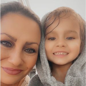 Meet your Posher, Stacy